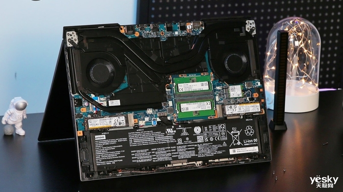 聯(lián)想拯救者Y9000P 2022評(píng)測(cè) 酷睿i7-12700H加持，性能提升高達(dá)30%